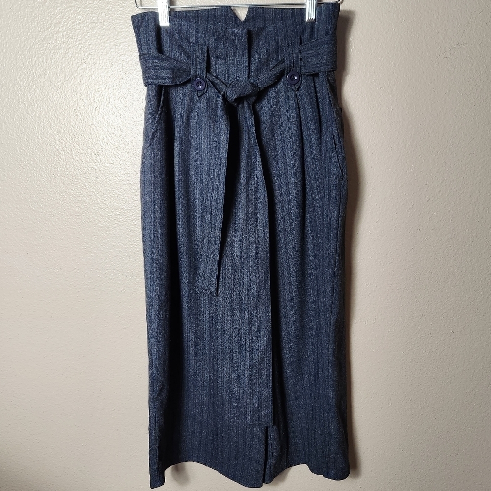 Nina Vintage USA High Tie Waist Pinstripe Wide Leg Crop Pants-Size M